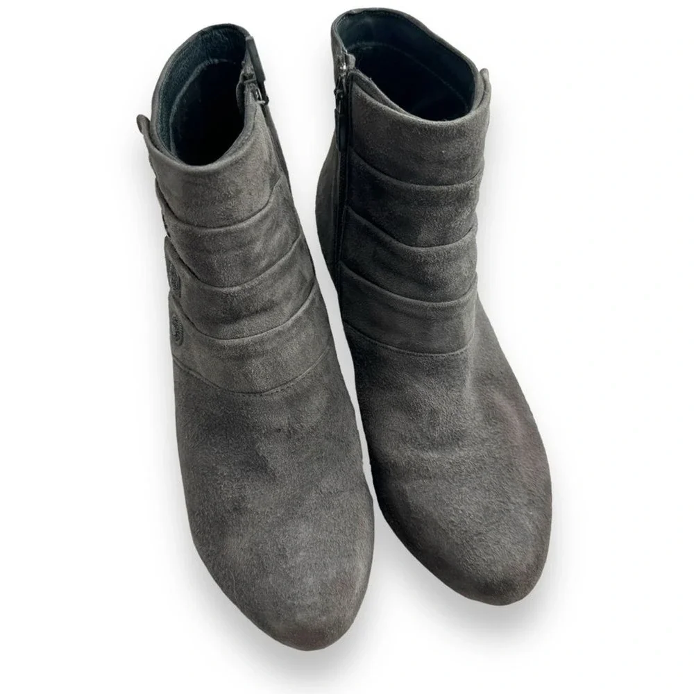 Dansko Ankle Boots Womens Size 37 Gray Suede Minimalist Workwear Cozy Slip On